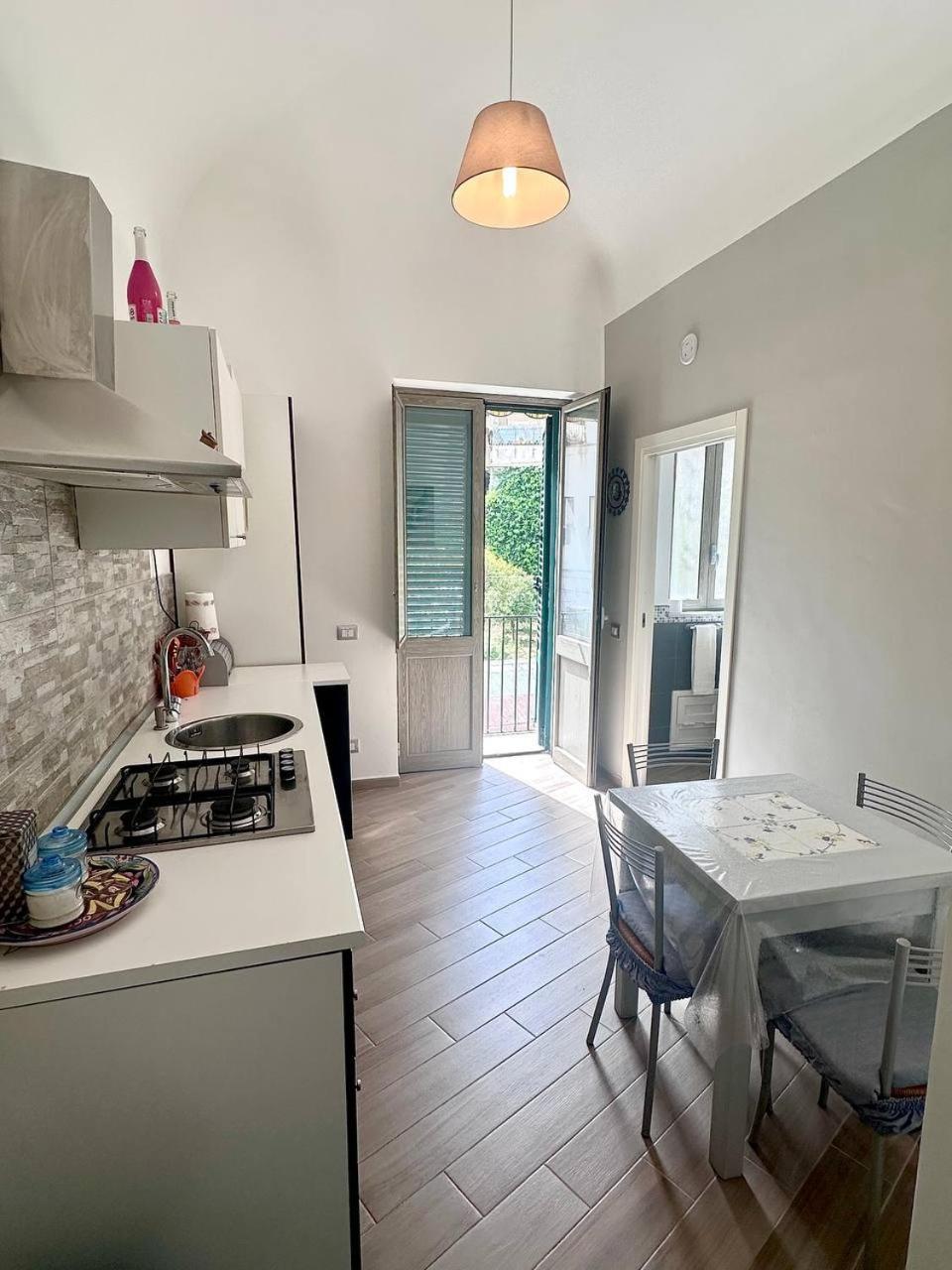 Luna Blu Apartment Палермо Екстериор снимка